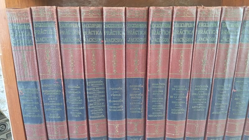 Colección de libros enciclopédicos en 12 tomos - imagen 2