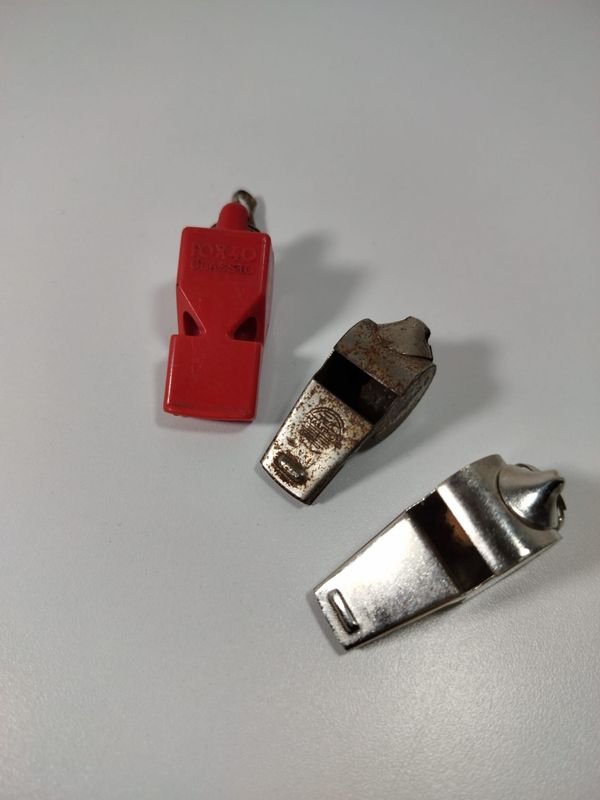 Silbatos de colección funcionantes - imagen 3