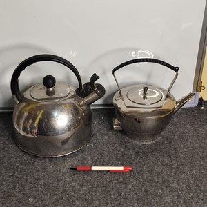 Dos Calderas Antiguas de Acero Inoxidable, Una Eléctrica TEM - imagen 6