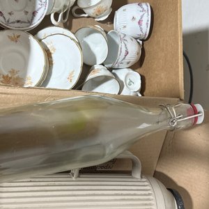 Lote anterior: Juego de Tazas y Platos con Termo Botella