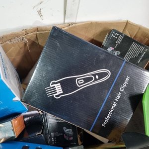 Lote de Artículos Electrónicos y de Bazar Varios, Made in China - imagen 5