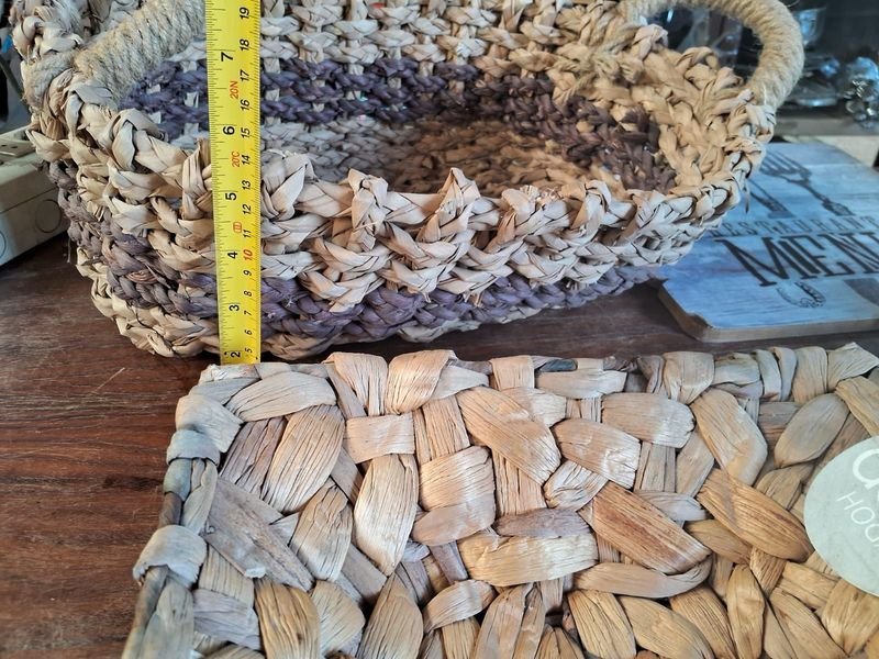 Objetos de mimbre y madera para decoración y uso doméstico - imagen 11