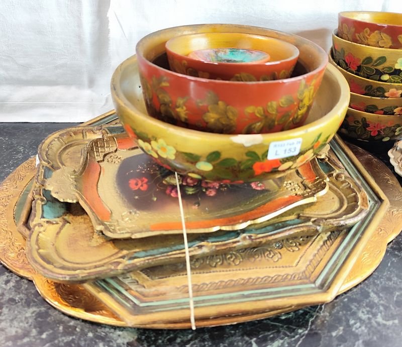 Lotes de recipientes decorativos en madera pintados a mano - imagen 2