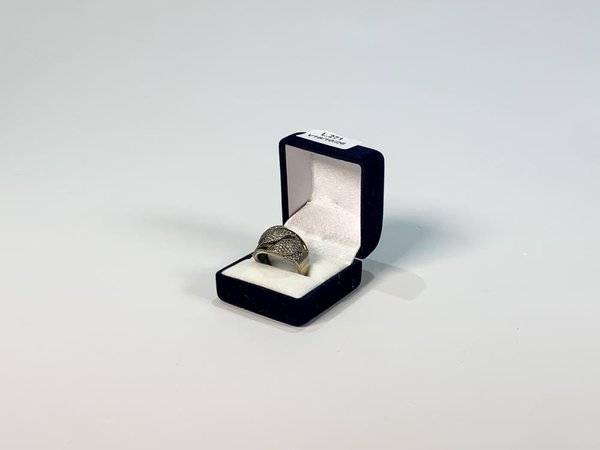 Anillo de Fantasía con Diseño de Hoja y Circones
