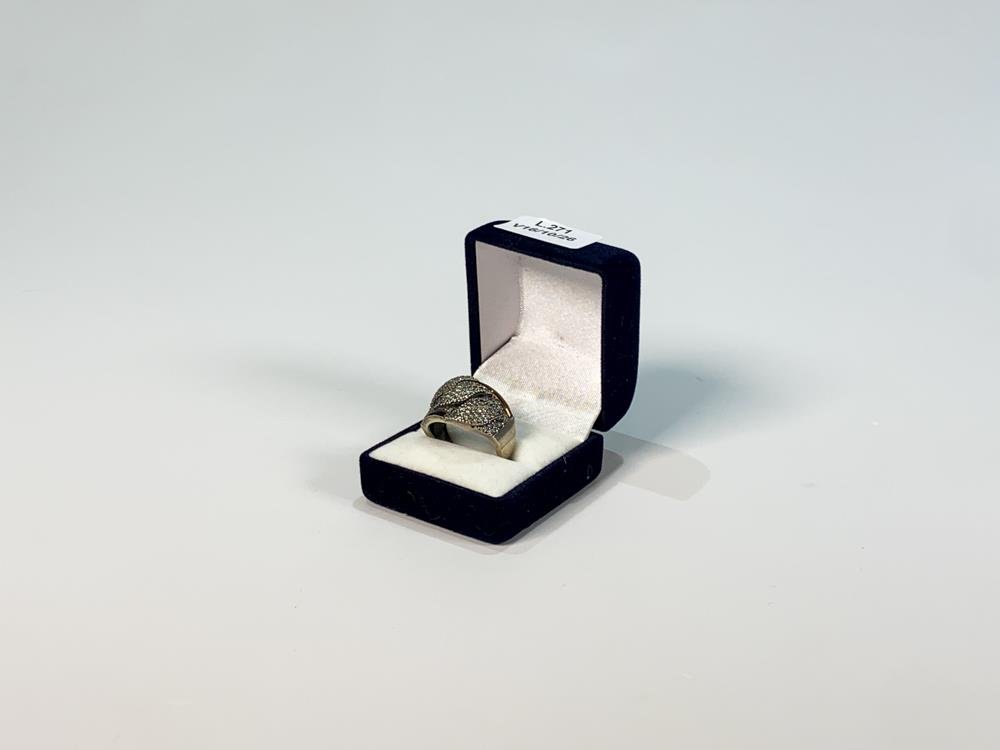 Anillo de Fantasía con Diseño de Hoja y Circones