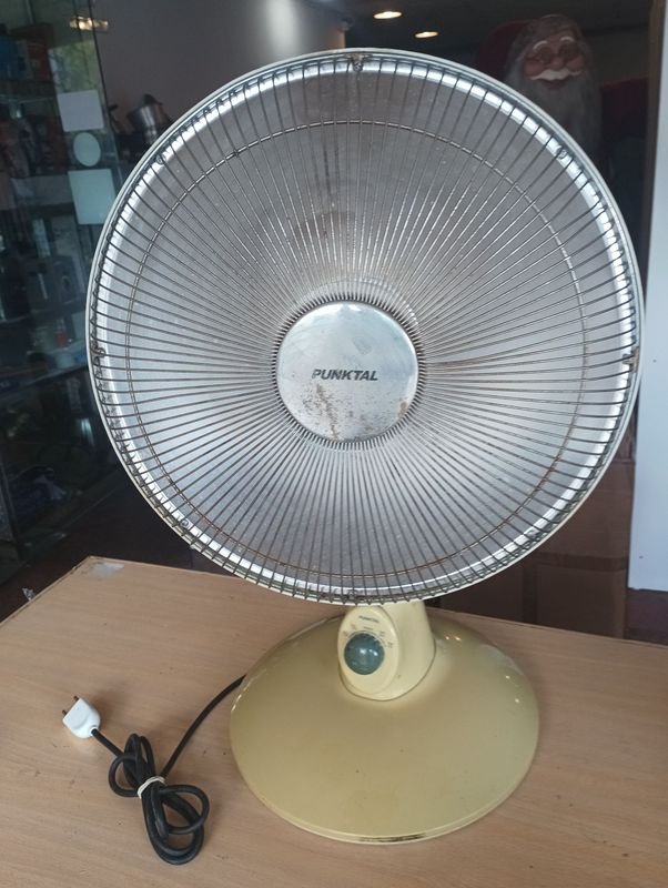 Estufa eléctrica oscilante Punktal - Aparato de ventilación - imagen 2
