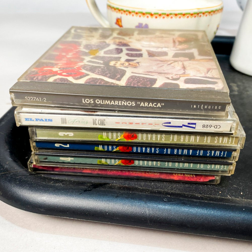 Colección de tazas, piezas de servir y accesorios - imagen 2