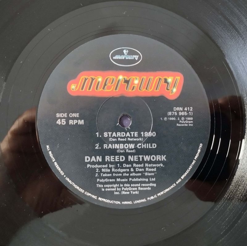Dan Reed Network: "Stardate 1990 / Rainbow Child" Maxi Single 45 RPM Importado INGLATERRA - imagen 3