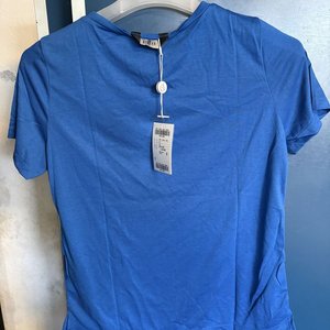 Lote de 9 Camisetas de Dama Rosadas y Azules - Talles S/M - imagen 4