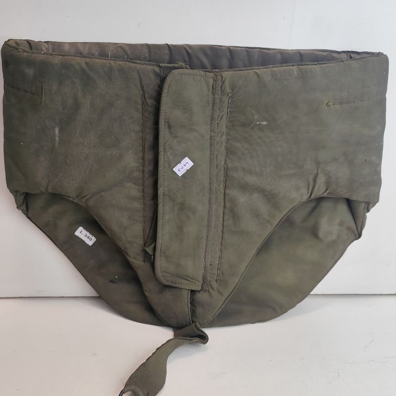Protector de Ingle Antifragmentos Usado por Pilotos de Helicópteros en Vietnam