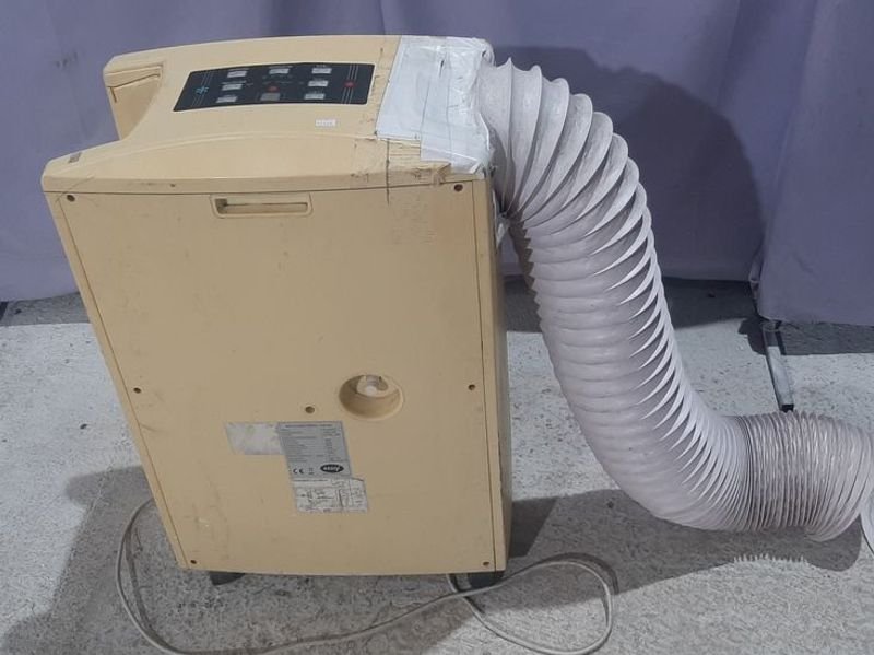 Aire Acondicionado Ozoni Frío/Calor 12000 BTU Portátil