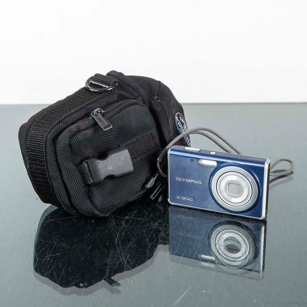 Cámara Olympus X-940 Azul con Estuche
