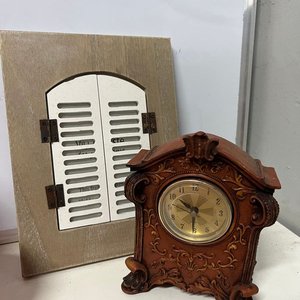 Lote de 18 piezas: Tupperware, exprimidor, reloj y portarretrato - imagen 5