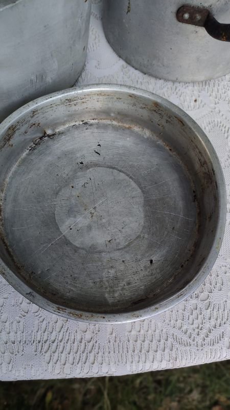 Lote de Ollas de Aluminio - Venta en Subasta - imagen 3