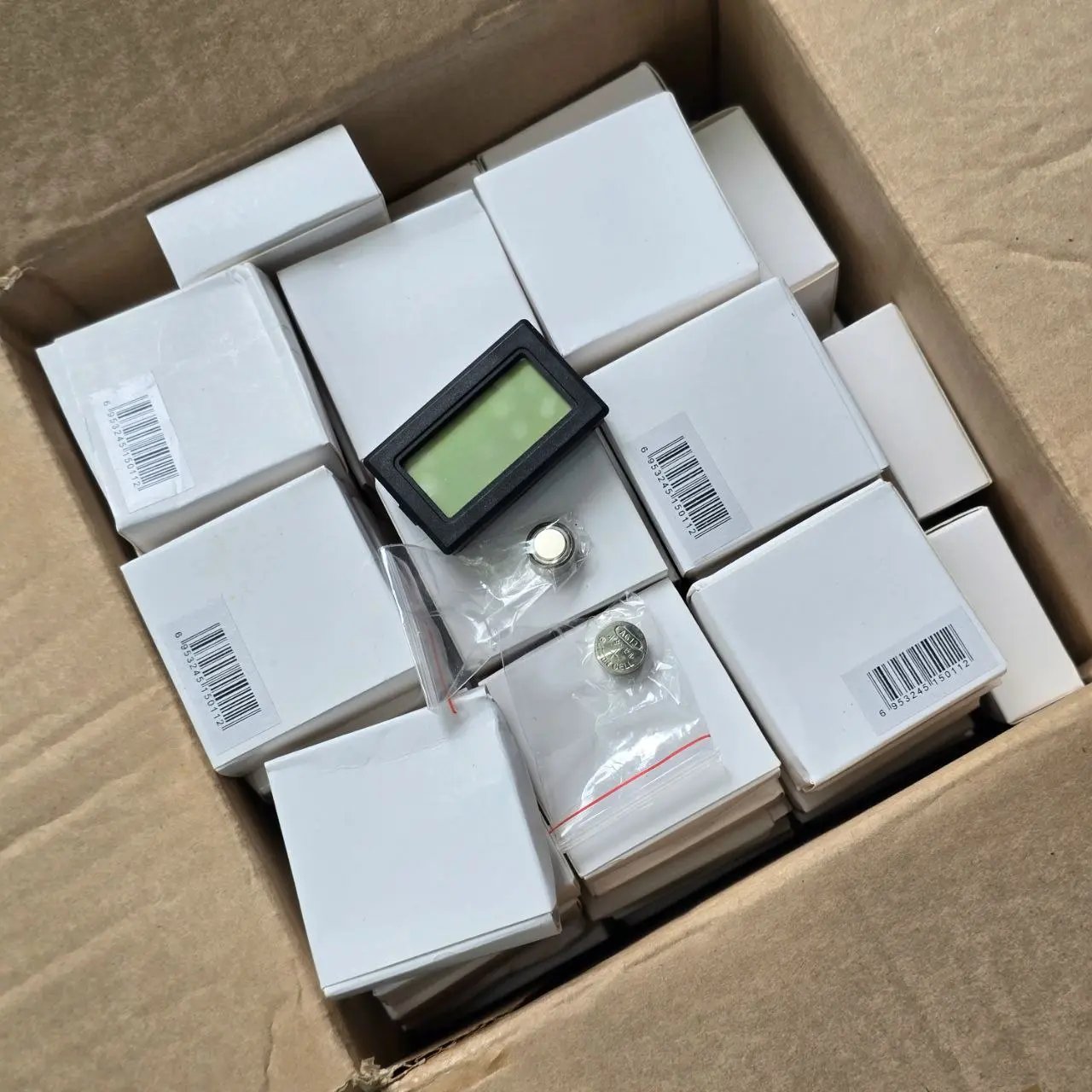 Termómetros digitales y cajas de almacenamiento - imagen 3