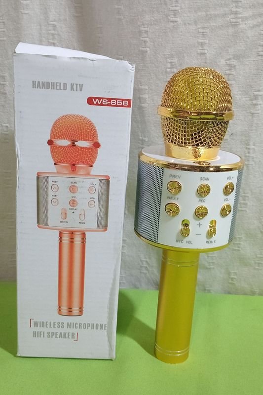 Lote siguiente: Micrófono recargable usb de alta calidad