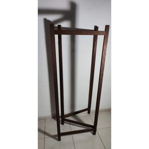 Lote siguiente: Armazón de Biombo Plegable de Madera Oscura