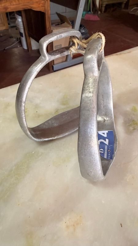 Item 877978 - Image 3