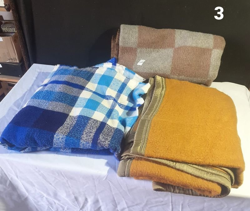 Frazadas de dos plazas y una de una plaza - Colección de frazadas coloridas