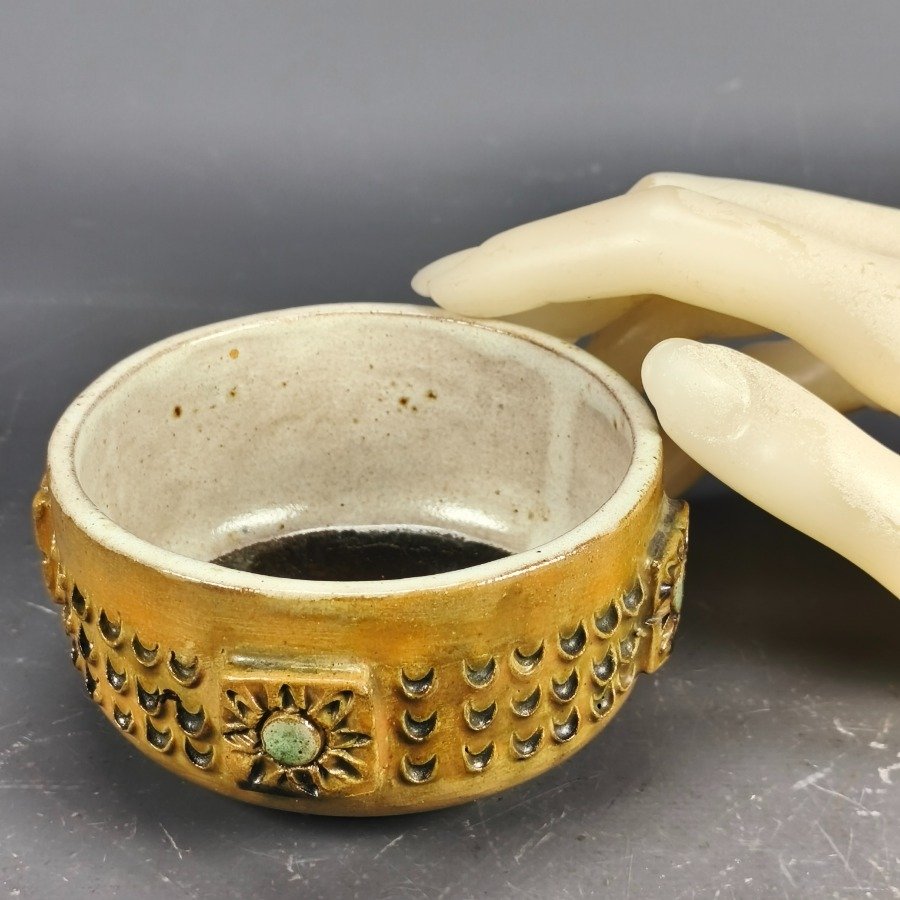 Item 18735 - Image 6