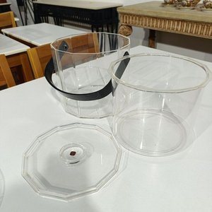 Hielera Italiana Guzzini de Acrílico Facetado con Depósito y Tapa - imagen 2