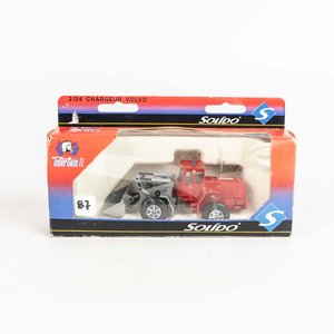 Lote anterior: Máquina cargador frontal Volvo Toner Gam II colección Solido en su caja original.