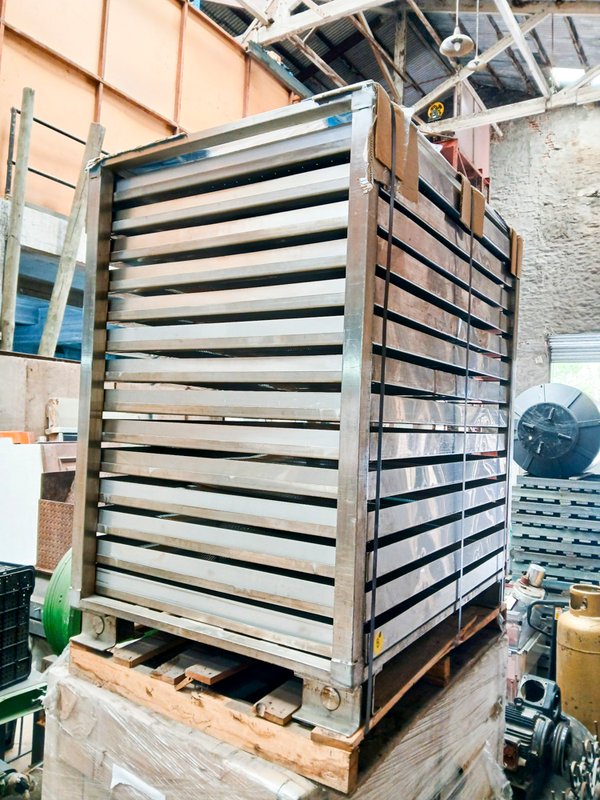 Carro acero inox para autoclave: Equipamiento industrial de alta calidad - imagen 1