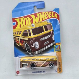 Lote siguiente: Hot Wheels Surfin' School Bus "Gold Coast"