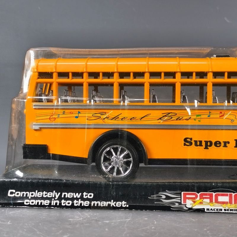 Modelo de Autobús Escalado 1/32 - Serie Super Bus Racing - imagen 5