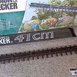 Cortacerco Eléctrico Black & Decker 41 cm GT250 - imagen 3