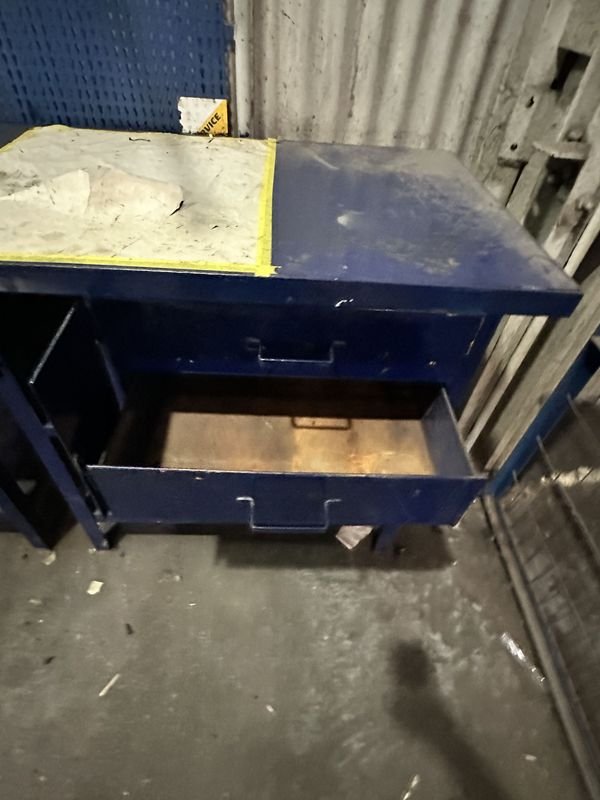 MESA DE TRABAJO DE HIERRO - imagen 5