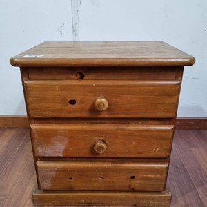 Mesa de Arrimo Rústica de Madera con Tres Cajones - imagen 1