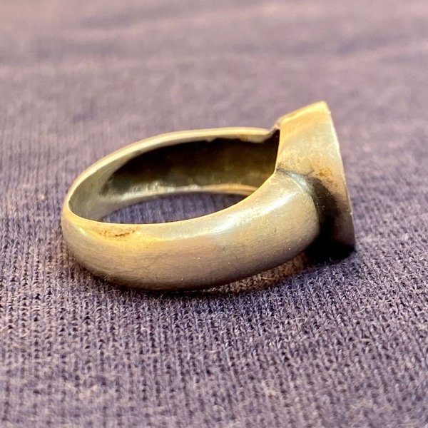 Anillo de plata Bulgari con detalles en oro - imagen 2