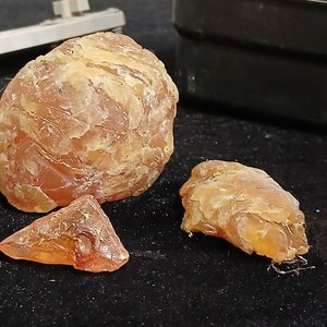 Caja de Herramientas con Brazo Articulado y Resina - imagen 3
