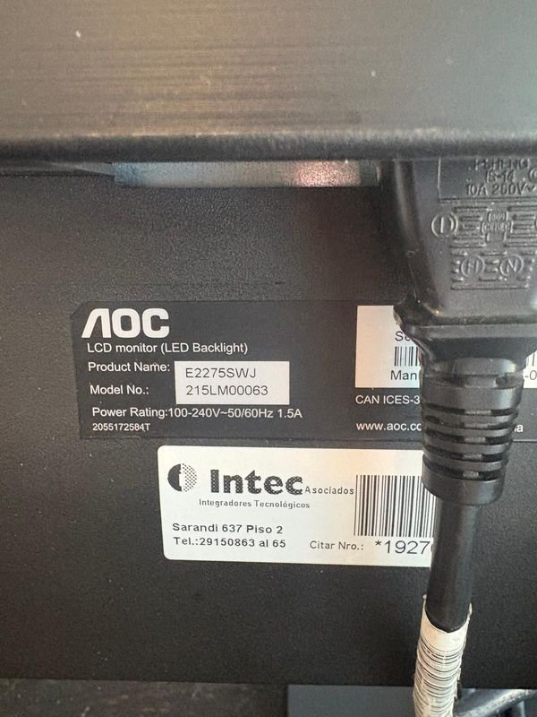 Monitor AOC de pantalla plana ajustable - imagen 3