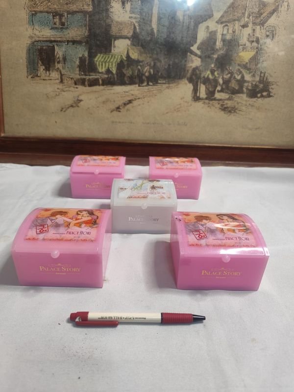 Colección de cajas de joyería y accesorios - imagen 1