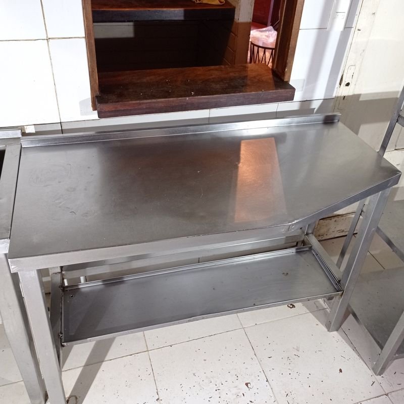Mesada gastronómica en acero inoxidable - imagen 2