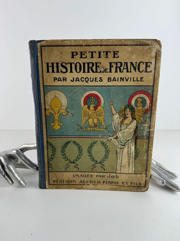 Libro de Historia de Francia, Ilustrado por Job, 1930