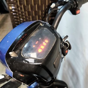 Bicimoto Eléctrica Doble Asiento con Batería de Litio 48V/12A - imagen 8