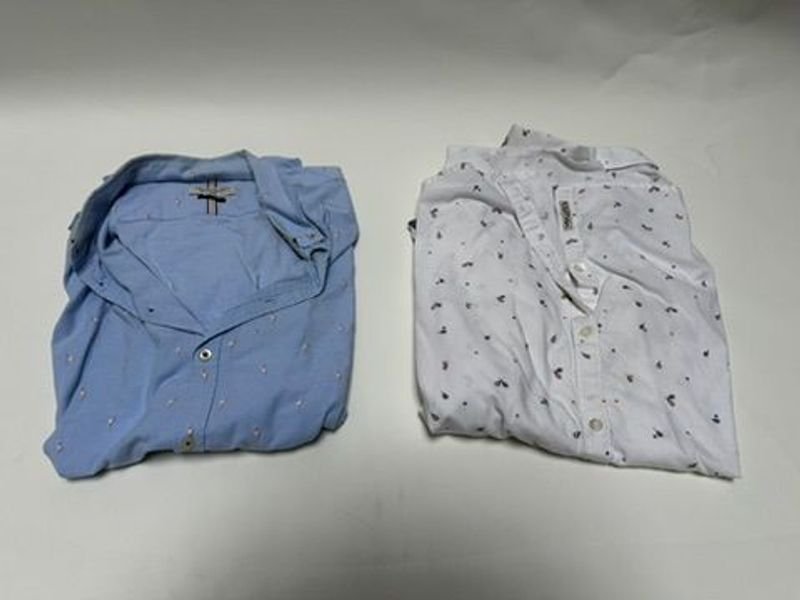 Lote de Ropa: Camisas, Bermudas y Chombas de Marca (Levi's, Penguin, Polo Golf)