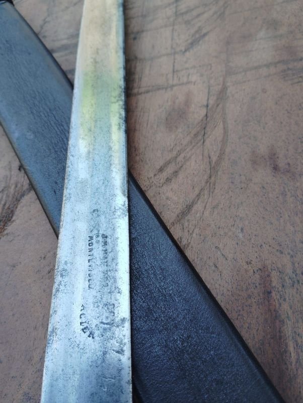 Cuchillo de caza con características únicas - imagen 4