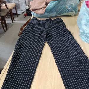 Lote siguiente: Pantalones de Vestir Rayados para Mujer Nuevos