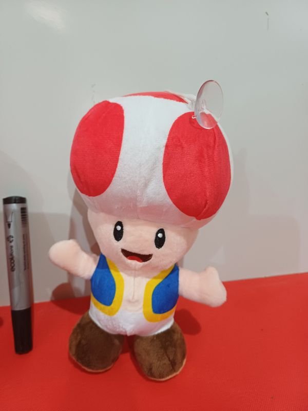 Plush de Mario y gorro rojo para coleccionistas - imagen 2