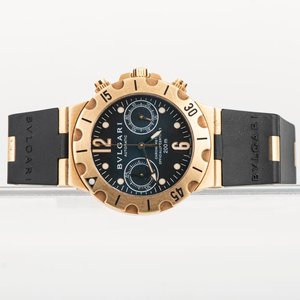 Reloj Bulgari Diagono SC38G Automático Cronógrafo Oro 18k y Caucho - imagen 2