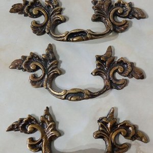 Juego de 4 Tiradores de Bronce Estilo Clásico para Muebles - imagen 3
