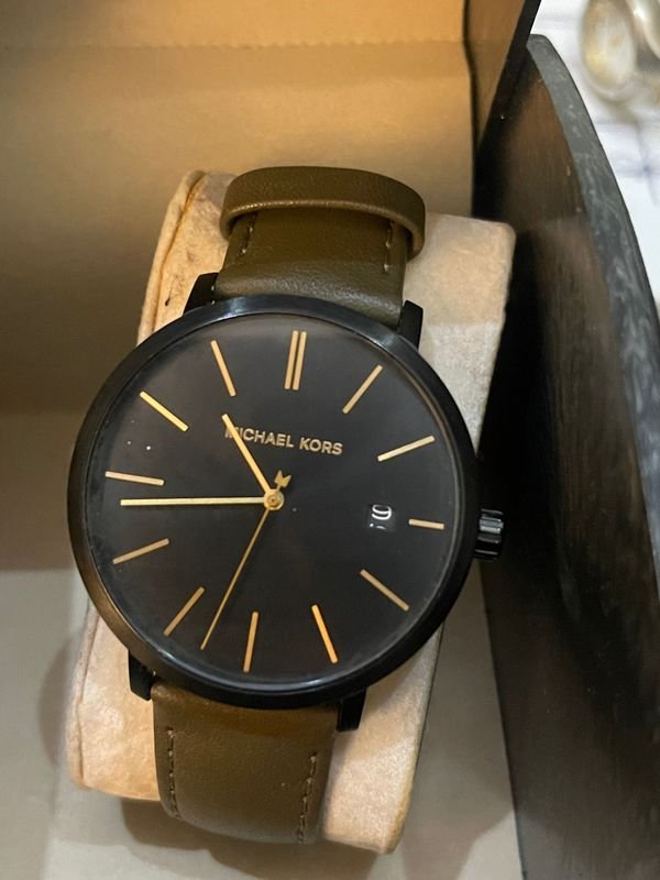 Reloj Michael Kors Blake MK8676 Lujo Acero Negro Cuero Verde Oliva - imagen 1