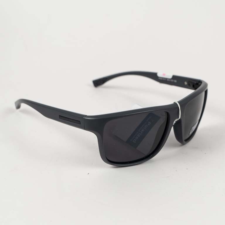 Lote siguiente: Par de lentes de sol en buen estado