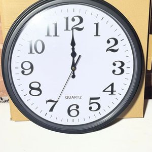 Lote anterior: Reloj de Pared Grande Negro Cuarzo 45 cm Diámetro Nuevo