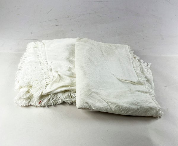 Dos colchas blancas de algodón - imagen 1