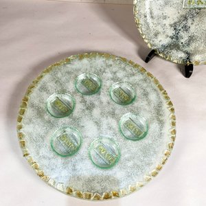 Dos Centros de Mesa de Vidrio Hialino con Diseños y Bordes Dorados - imagen 2